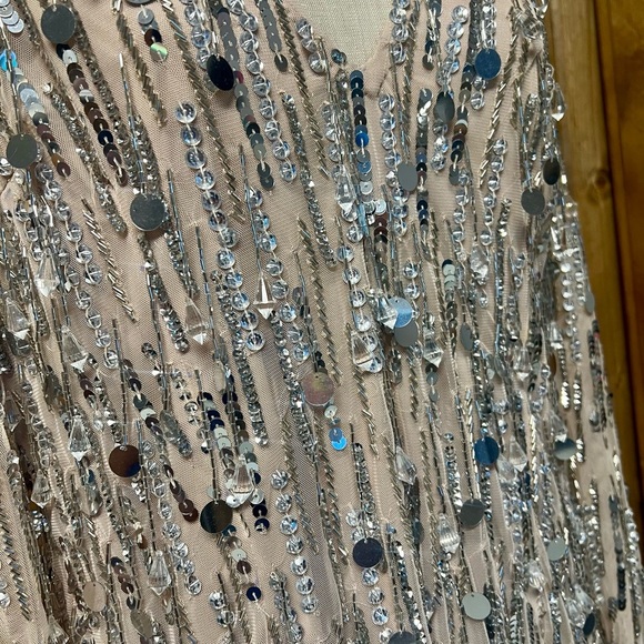 NWT Mac Duggal Nude Plunge Crystal Fringe Special Occasion Dress - Picture 5 of 12